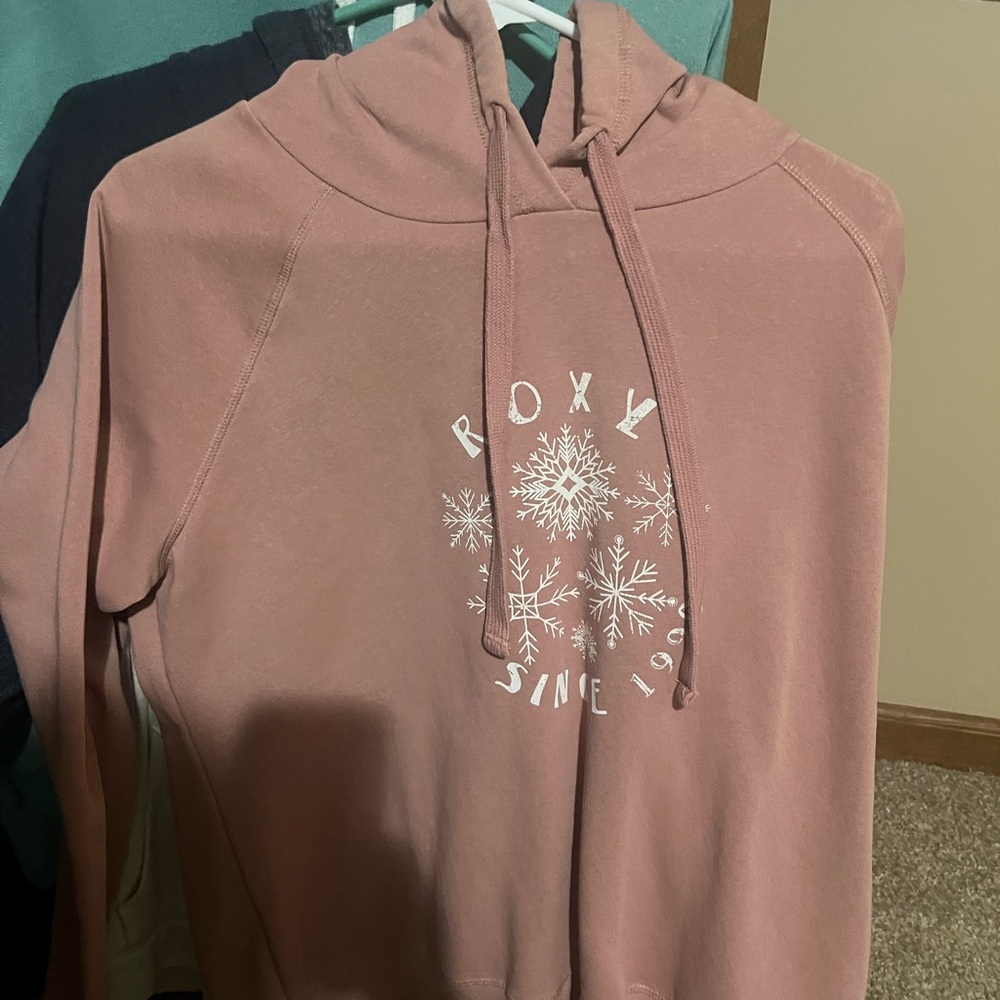 Roxy Pink Hoodie Sweatshirt with Graphic Design